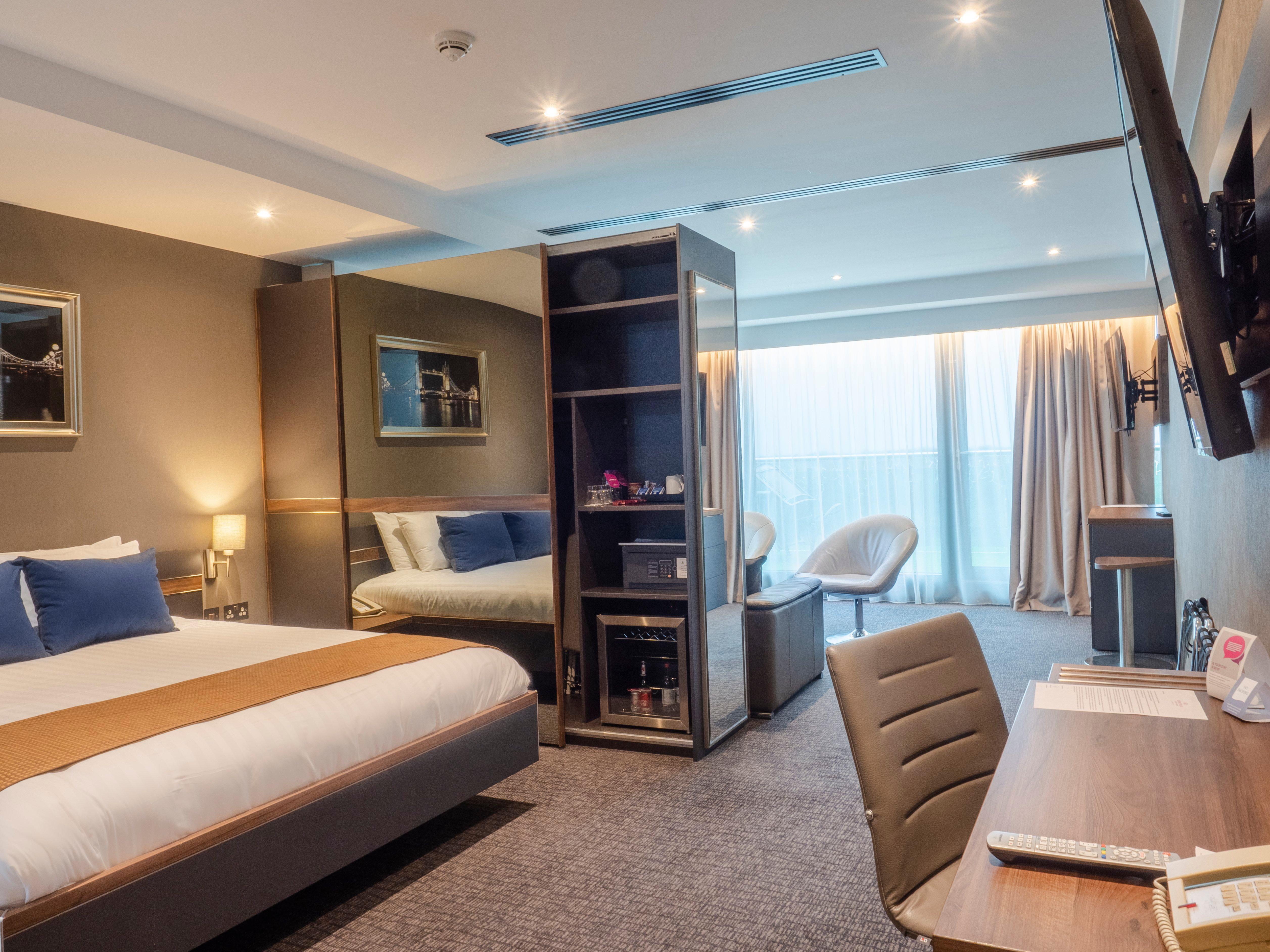 Отель Crowne Plaza London - Kingston By Ihg Surbiton Экстерьер фото